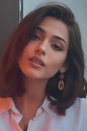 Yaren Yapici as Leyla Leto in Boundless Love