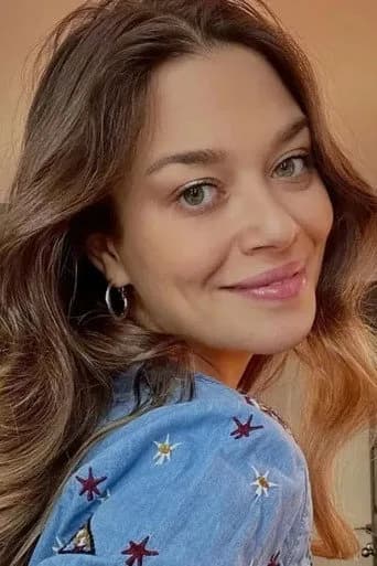 Zeynep Yüce — Turkish TV actor photo
