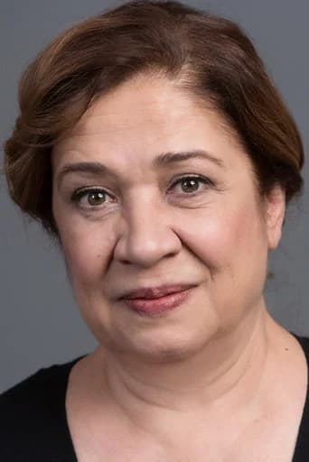 Tülay Bursa بدور Behiye Kılınç في أراميزدا كالسِن