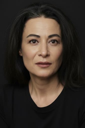 Ceren Soylu بدور Ürperi Şahiner في حياة المعرفة