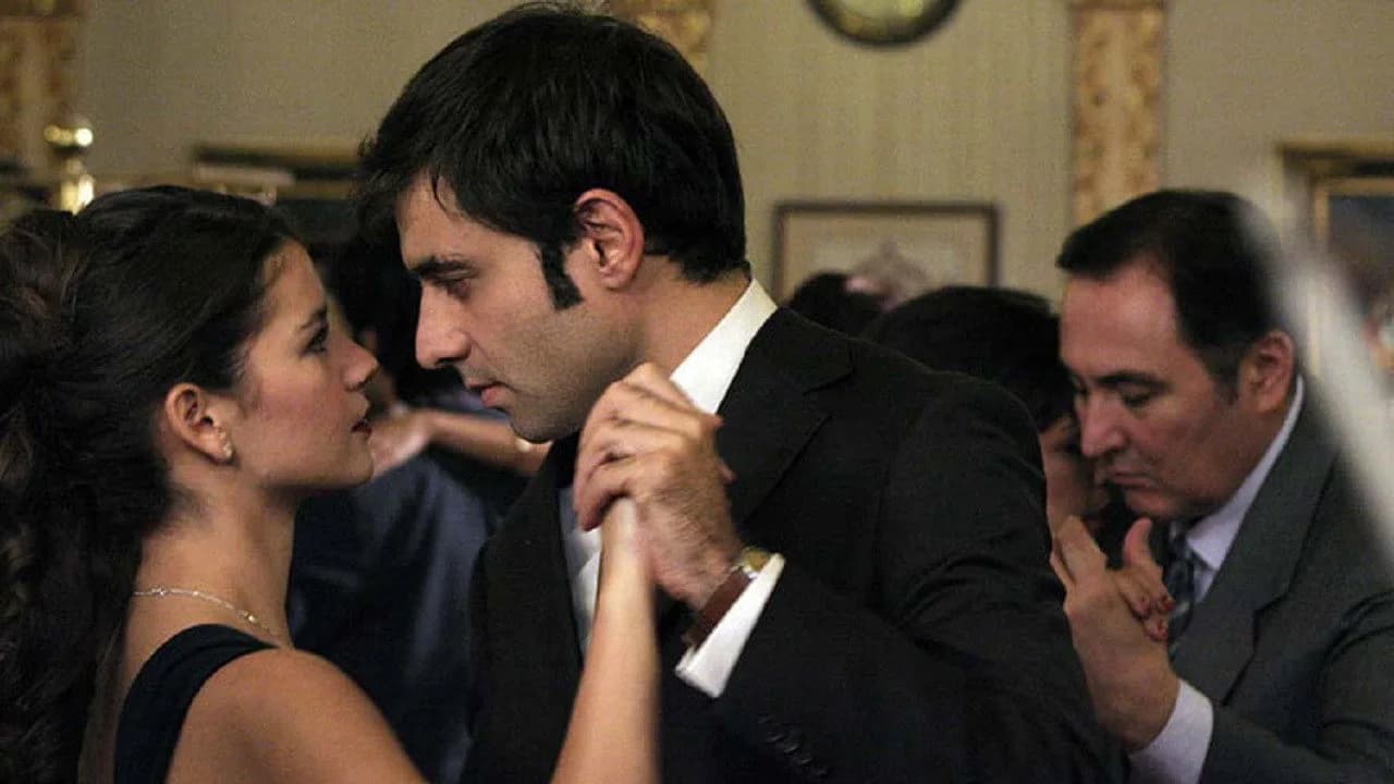 Remember Darling Turkish TV series scene