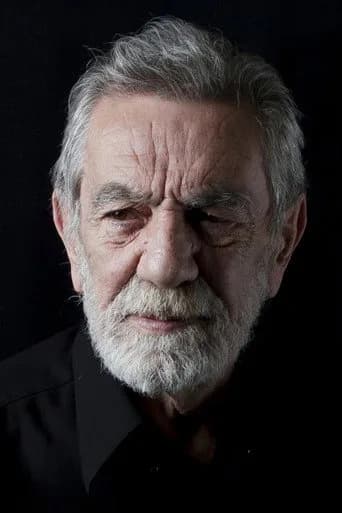 Aydemir Akbaş — Türk dizi oyuncusu fotoğrafı