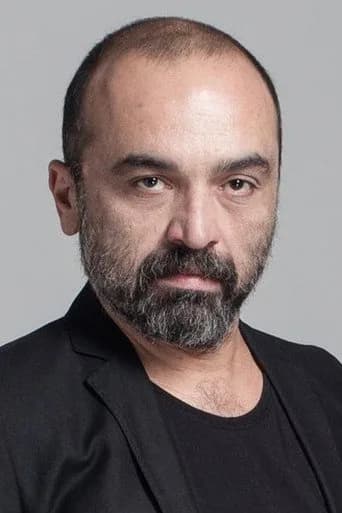Ayhan Taş — Türk dizi oyuncusu fotoğrafı