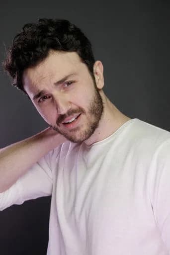 Aykut Yılmaz — Türk dizi oyuncusu fotoğrafı