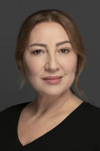 Ayşegül Günay — Türk dizi oyuncusu fotoğrafı