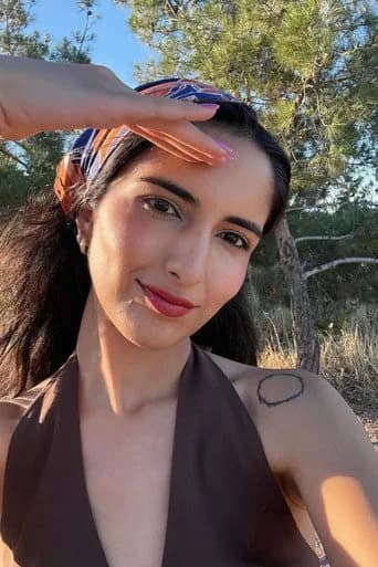 صورة الممثل التركي Bengisu Anapa