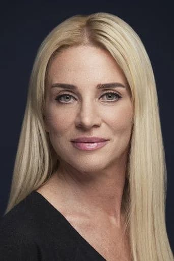 Buket Dereoğlu — Türk dizi oyuncusu fotoğrafı