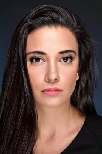 Ceren Yalazoğlu Karakoç — Türk dizi oyuncusu fotoğrafı