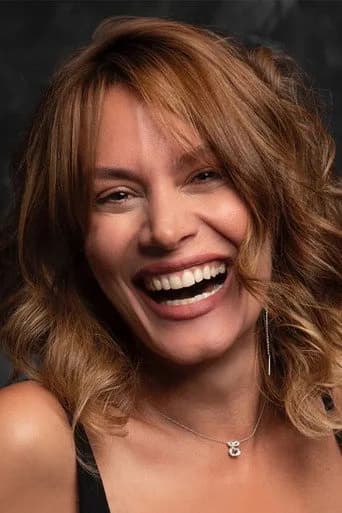 Ebru Cündübeyoğlu — Türk dizi oyuncusu fotoğrafı