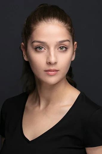 Ecem Çalhan — Türk dizi oyuncusu fotoğrafı