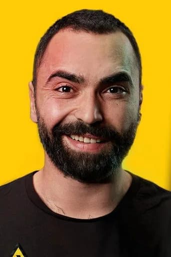 Emrah Kaman بدور Emrah/Emre في حصة الأخ