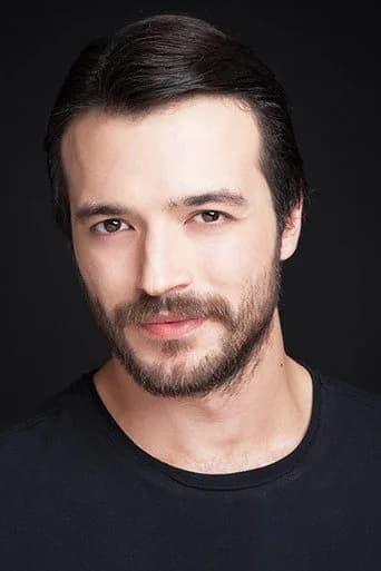 Emre Taşkıran — Türk dizi oyuncusu fotoğrafı