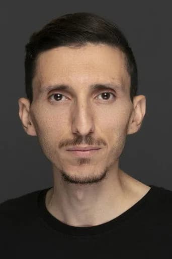 Emrullah Çakay as Nuh in Hamlet