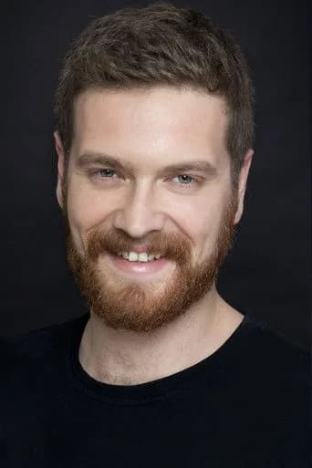Engin Öztürk — Türk dizi oyuncusu fotoğrafı