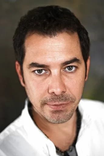 Fikret Kuşkan as Capt. 'Kemrelik' in Liberation