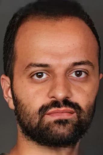 Hamdi Alp بدور Selçuk في اسمعني