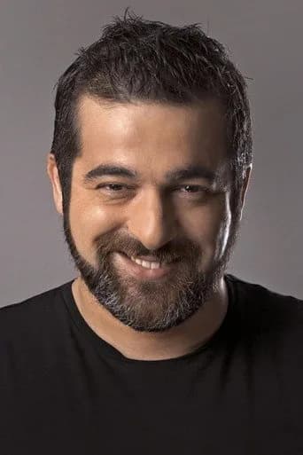 Kayra Şenocak — Turkish TV actor photo