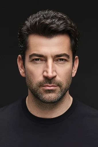 Kenan İmirzalıoğlu — Türk dizi oyuncusu fotoğrafı