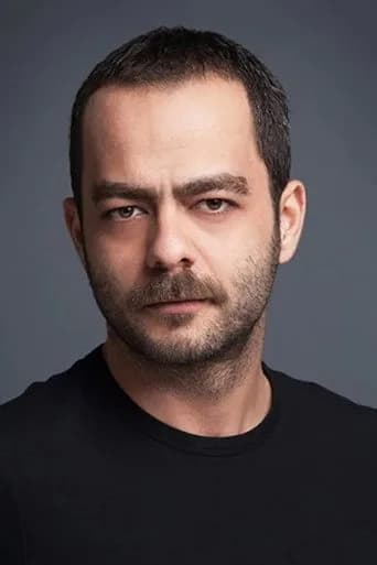 Kerem Fırtına — Türk dizi oyuncusu fotoğrafı