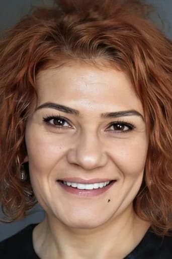 Leyla Kader İlhan بدور Neriman Kaya في رامو
