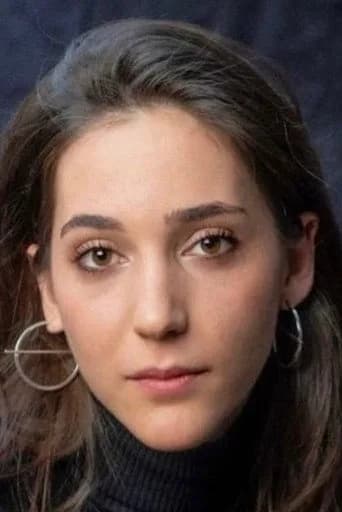 Melisa Berberoğlu بدور Leyla Emindağ في احتمال حب!