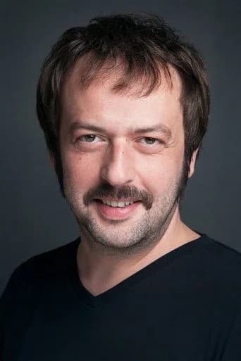 Okan Yalabık — Turkish TV actor photo