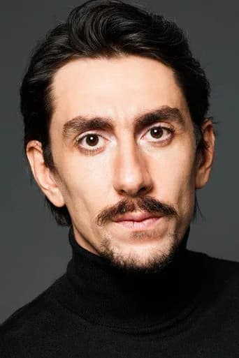 Onur Berk Arslanoğlu as Saffet in The Law of Nature