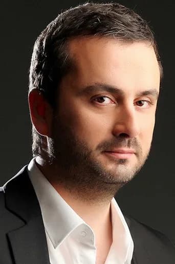 Onur Şan بدور Seyit Erdoğan في أكاسيا دوراغي