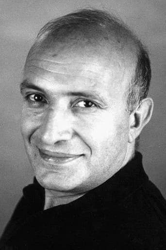 Orhan Güner as Hüseyin Soydere in Endless Love