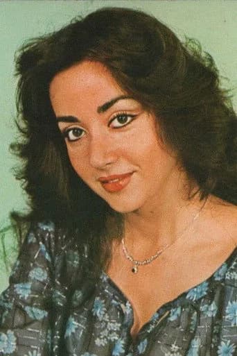 Oya Aydoğan بدور Kulina/Sulina في بيز بيبك
