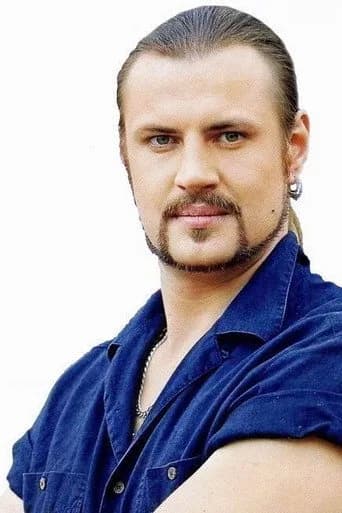 Павел Шуваев as Сергей Майский in Trace