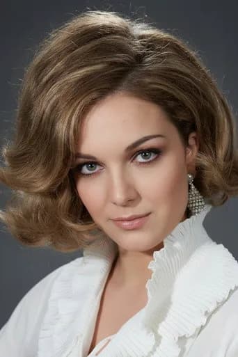 Selda Alkor as Sümbül Karadağ in The Mansion With Vines