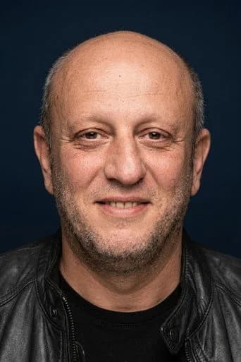 Serkan Keskin — Türk dizi oyuncusu fotoğrafı