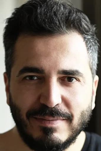 صورة الممثل التركي Serkan Tastemur