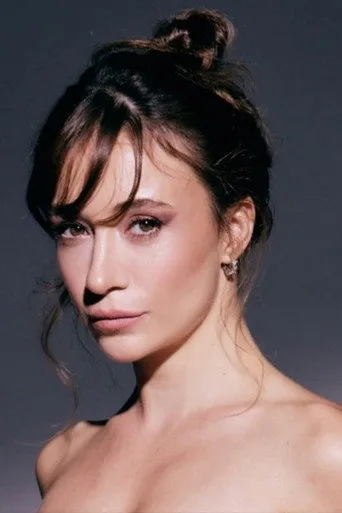 Sibel Aytan — Türk dizi oyuncusu fotoğrafı