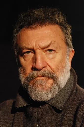 صورة الممثل التركي Tamer Levent