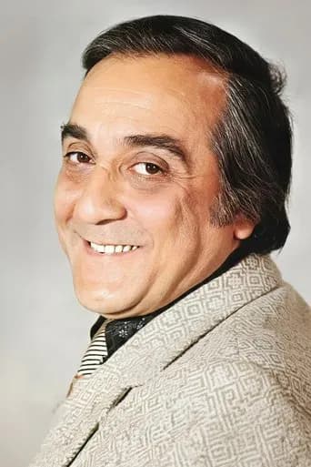Selim Naşit بدور Şon Li في سِدِيكا
