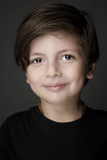 Yağız Ata Dinçer as Ali in The Late Offices