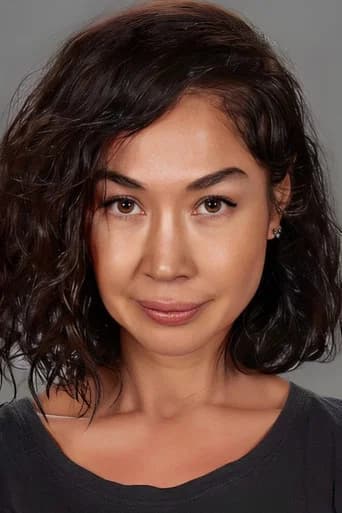 Yasemin Öztürk as Mehtap in Üvey Baba