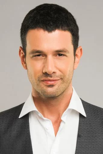 Keremcem بدور İbrahim Dayı في دوقو