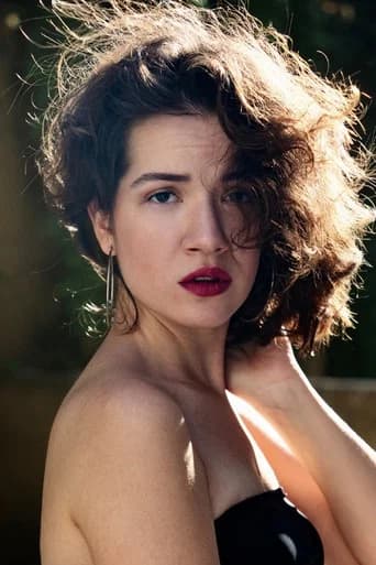 Sevgi Aydınlı بدور Hazal Yılmaz في حكاية زواج