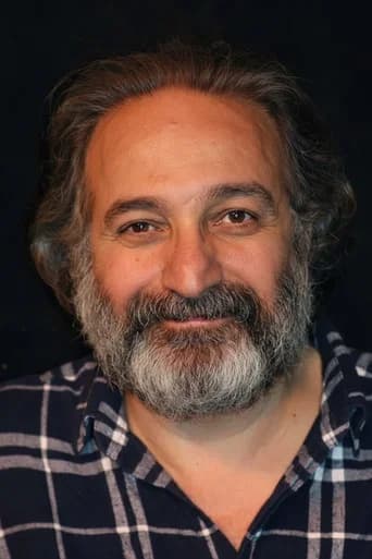 Ali Yaylı بدور Matematik Hocası في كوجوم بنيم
