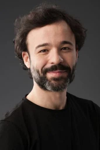 Emre Taştekin بدور Tekin في جيت سوسيتيه