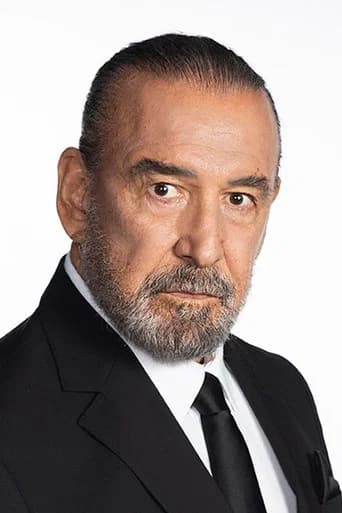 Cihan Ünal بدور Osman Bey في المؤسس أورهان