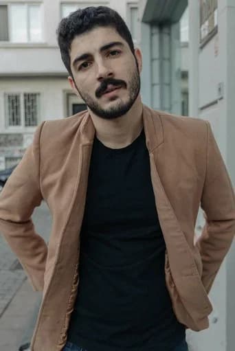 Volkan Kıran بدور Salim في الحفرة