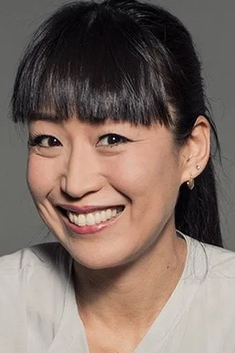 Ayumi Takano بدور Manami في حلو ومر