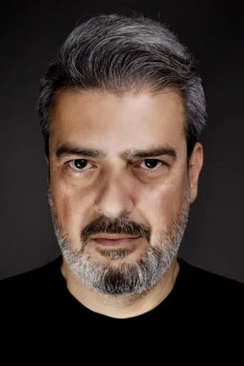 Alper Kut بدور Boris في مثل الحلم