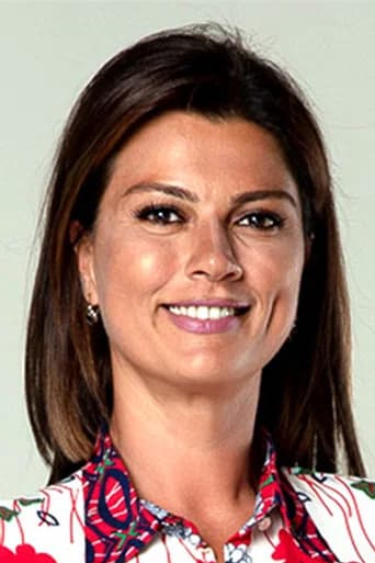 Açelya Akkoyun بدور Ayşe Akman في بُوَيْلِه مِي أُولَجَاقْتِي؟