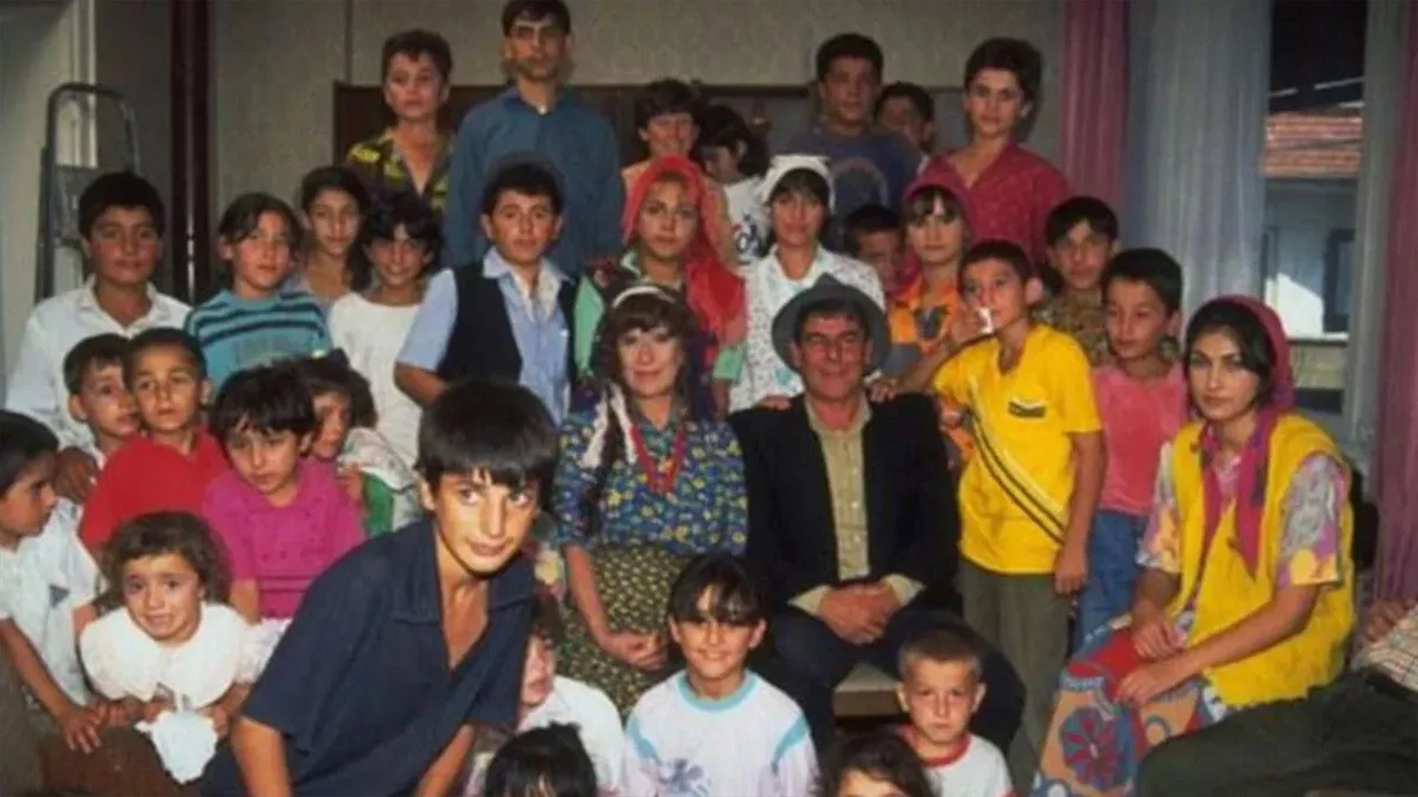 Kaygısızlar Türk dizisinden sahne