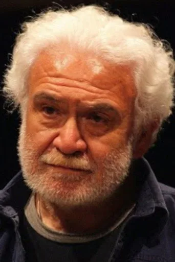 Alpay İzbırak — Türk dizi oyuncusu fotoğrafı